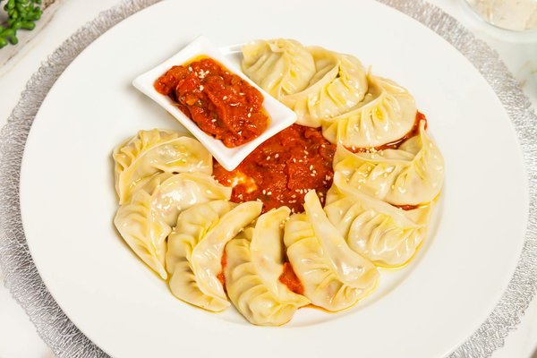 Die Kunst der eigenen thailändischen Roten Currypaste: Schritt-für-Schritt-Anleitung für ein würziges Geschmackserlebnis!