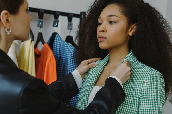 Die Vorteile von KI: So optimiert Künstliche Intelligenz die Prognose von Maschinenstillständen in der Produktion